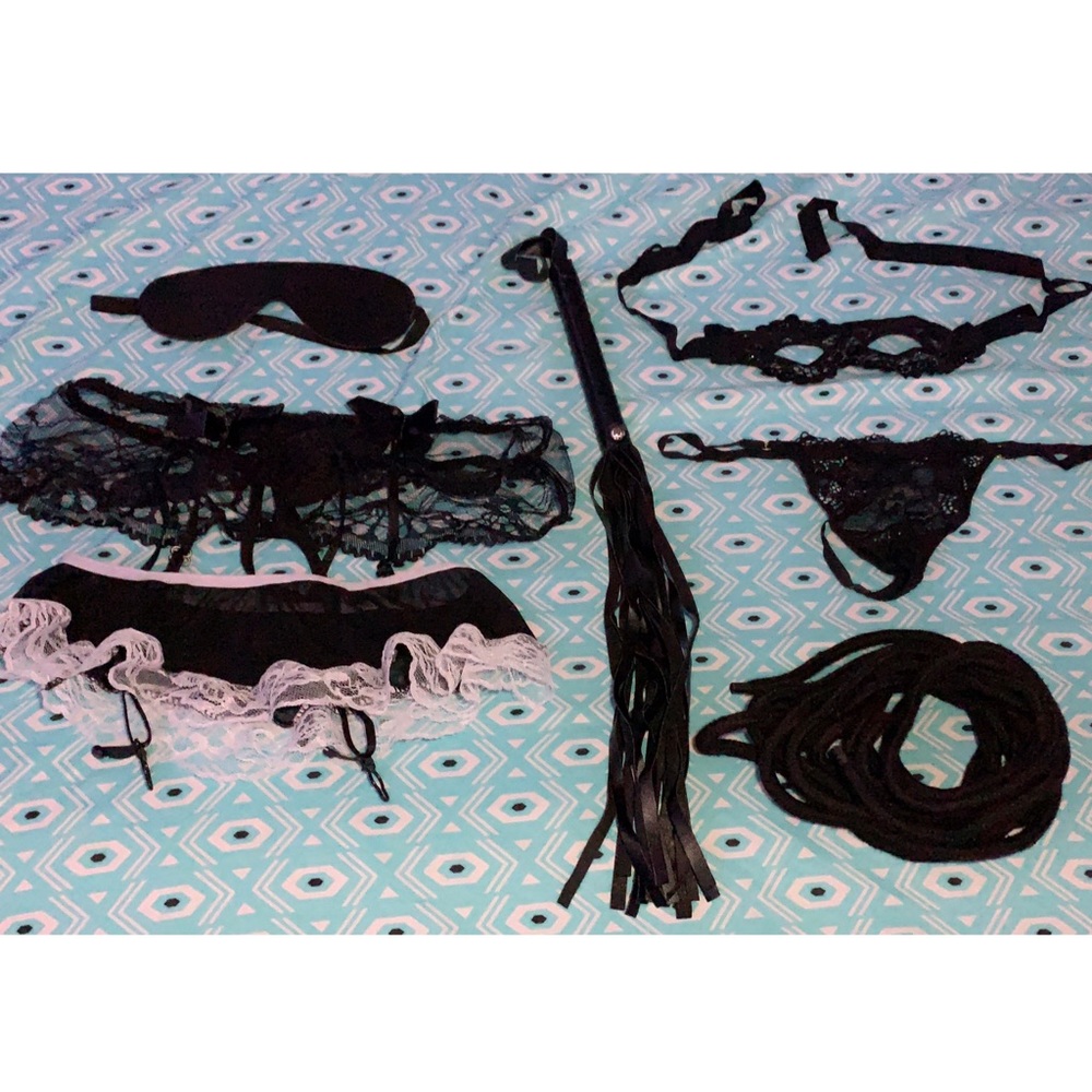 DDLG/KINK related Bundle - Picture 3 of 7